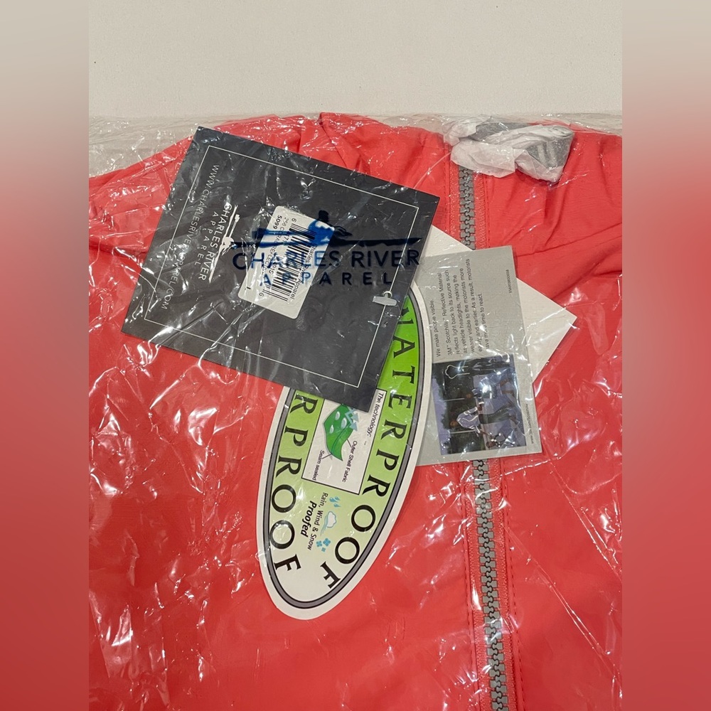 NWT Charles River Women Englander Rain Jacket
Size Large Volos Coral - Picture 3 of 6